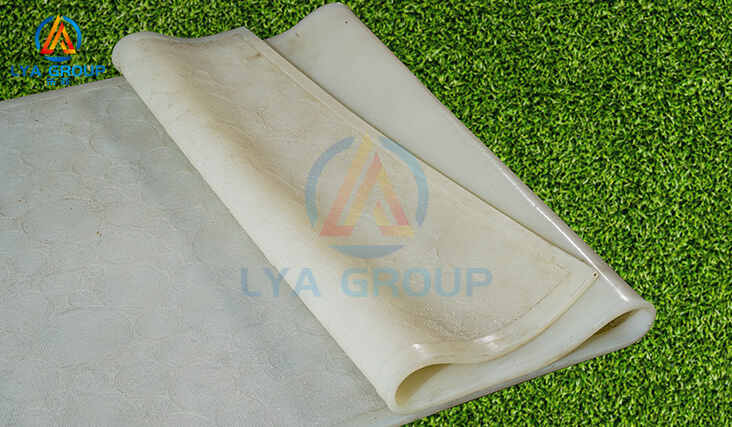 Flexible Stone Features